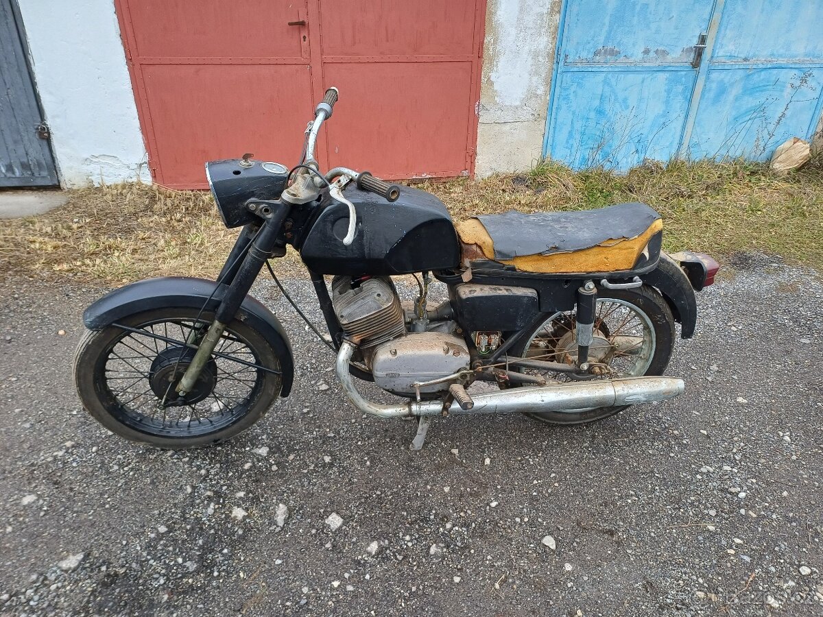 ČZ 250/471 (Smolík)