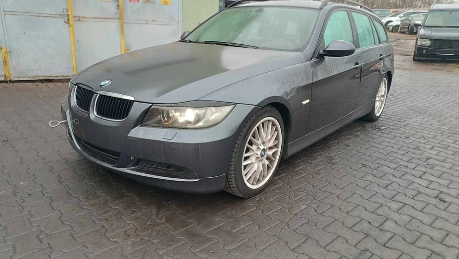 BMW E91 320D 130kW automat rv. 2007 SPARKLING GRAPHITE
