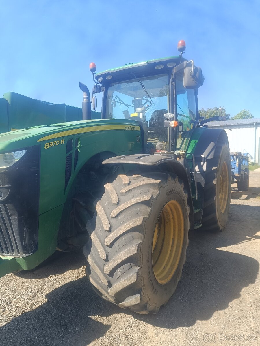Prodej John Deere 8370r