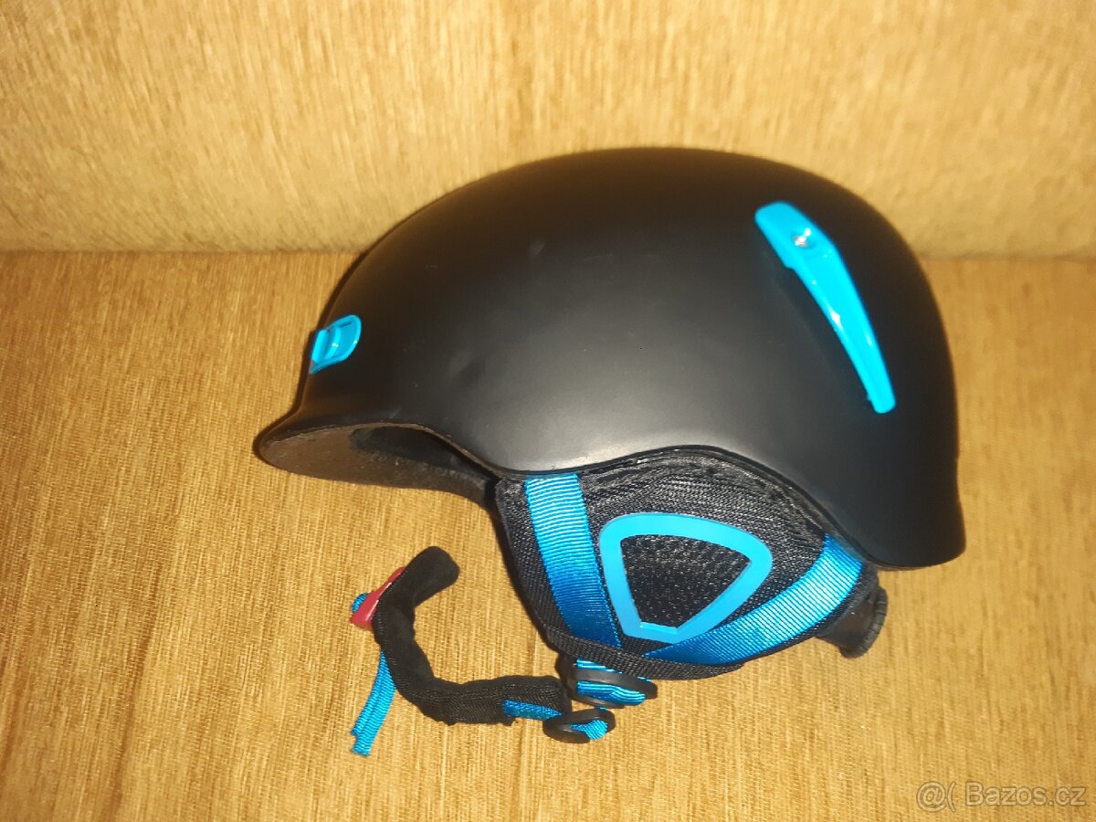 Dětská lyžařská helma vel. S-SX