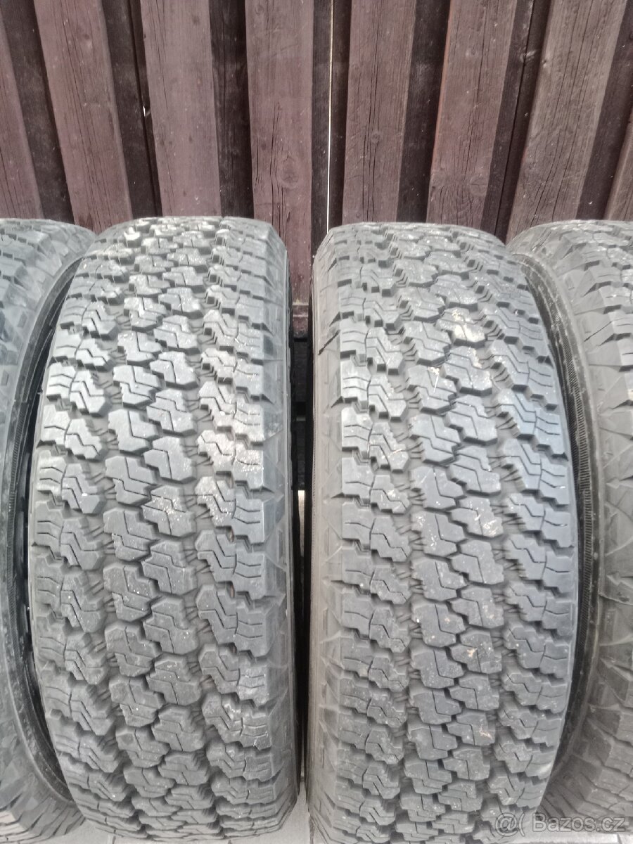 245/75/17