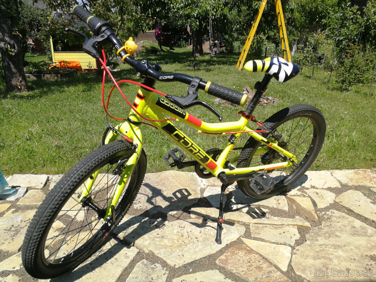 CORE NIPPER 20" SUPERLIGHT žlutý