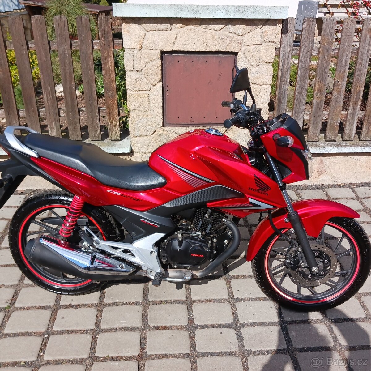 Honda CB 125 F
