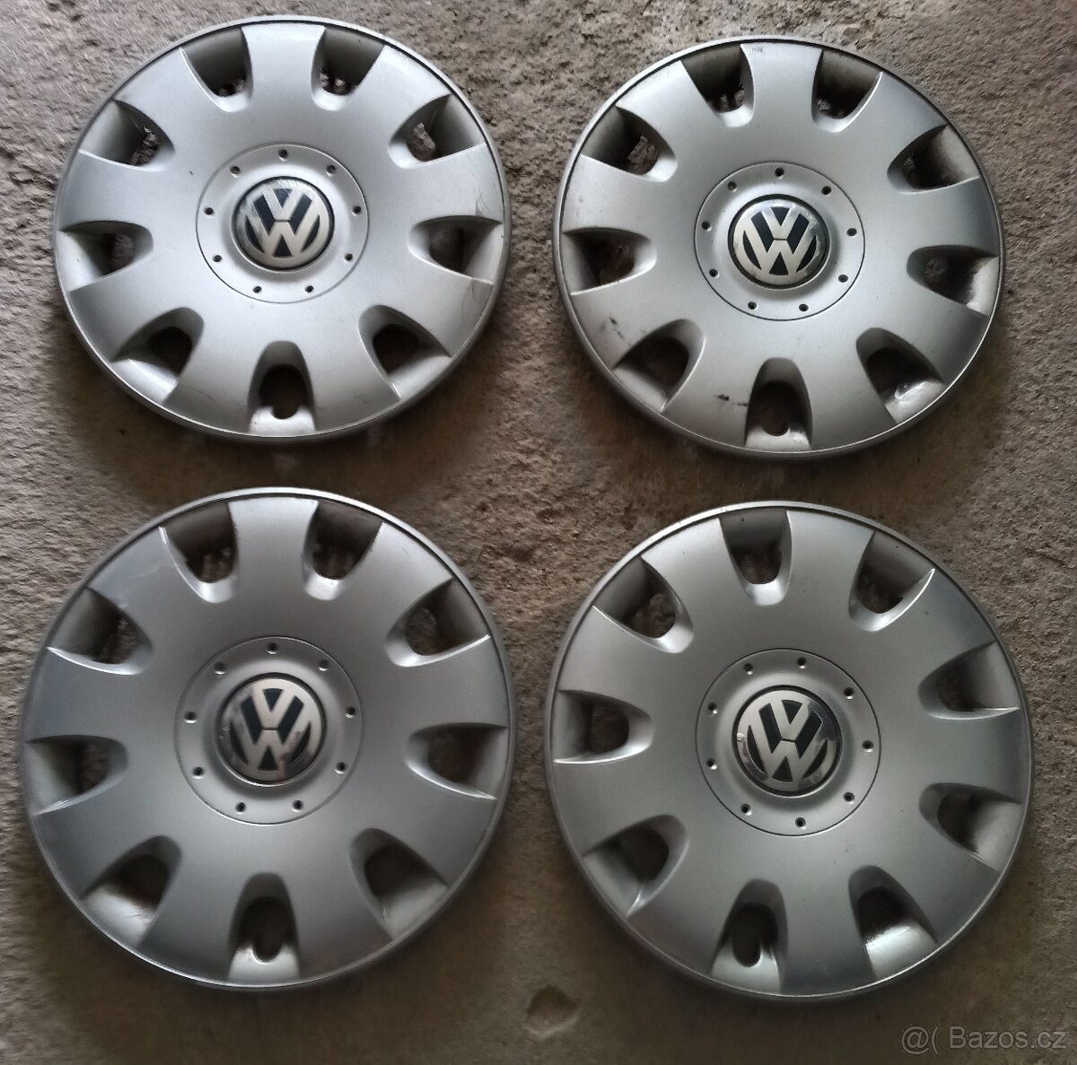 Poklice Volkswagen Golf Passat 15"