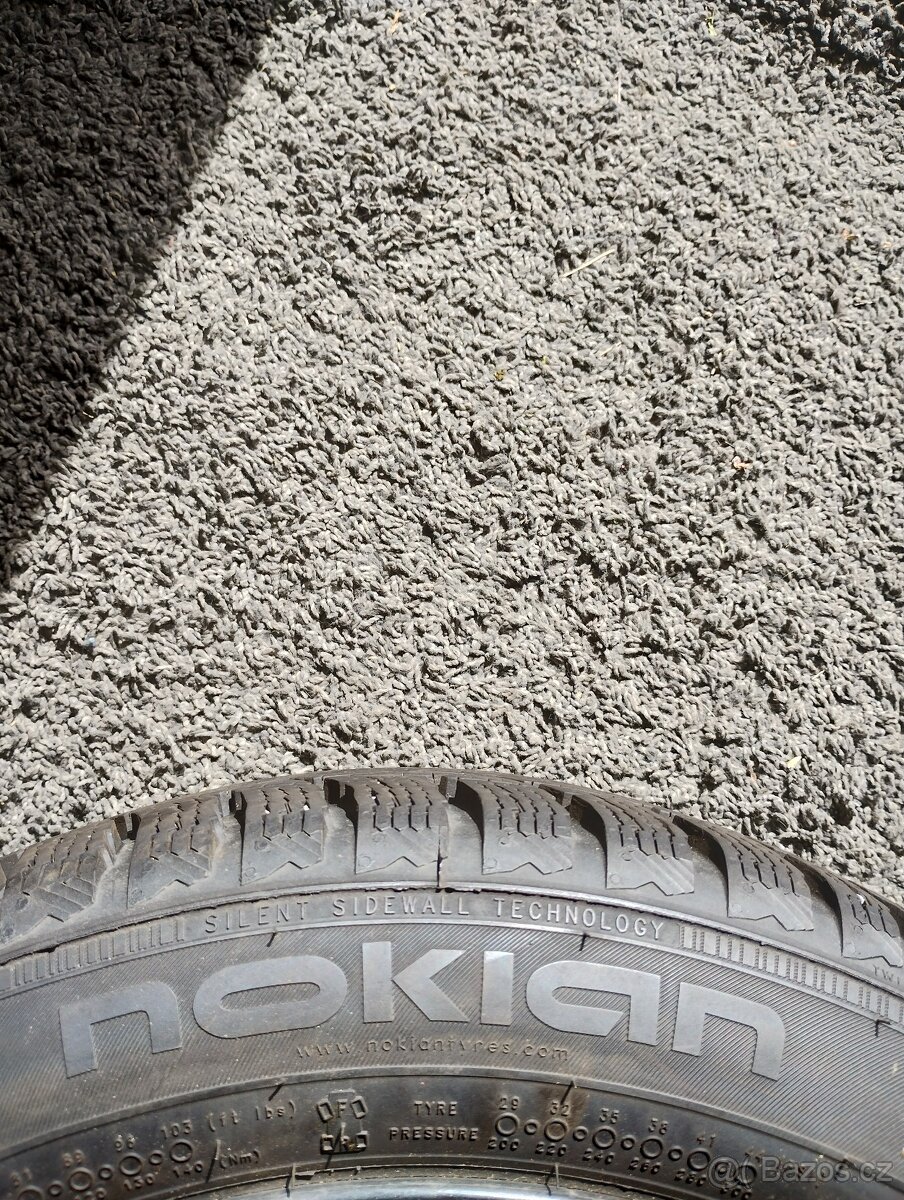 Nokian 195/55 R16 zimní