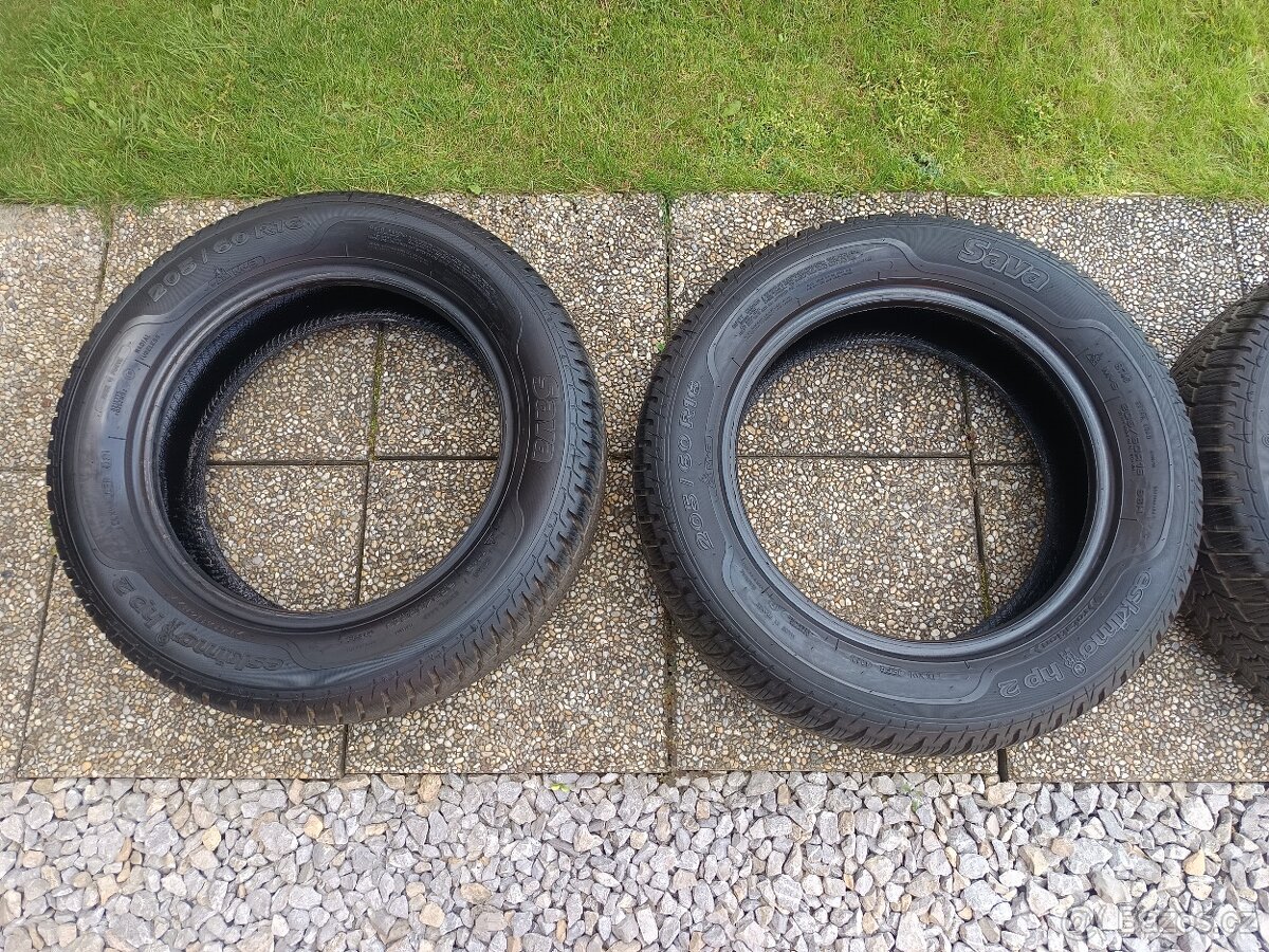 Zimní 205/60 R16