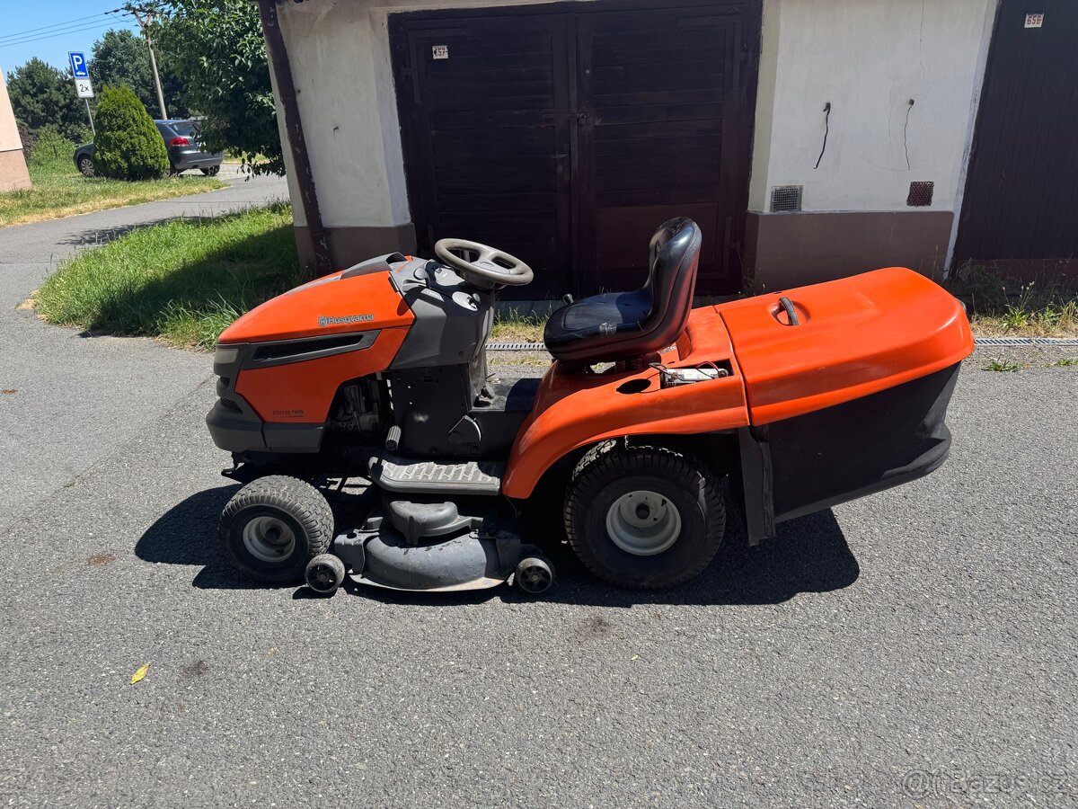 Zahradní traktor Husqarna