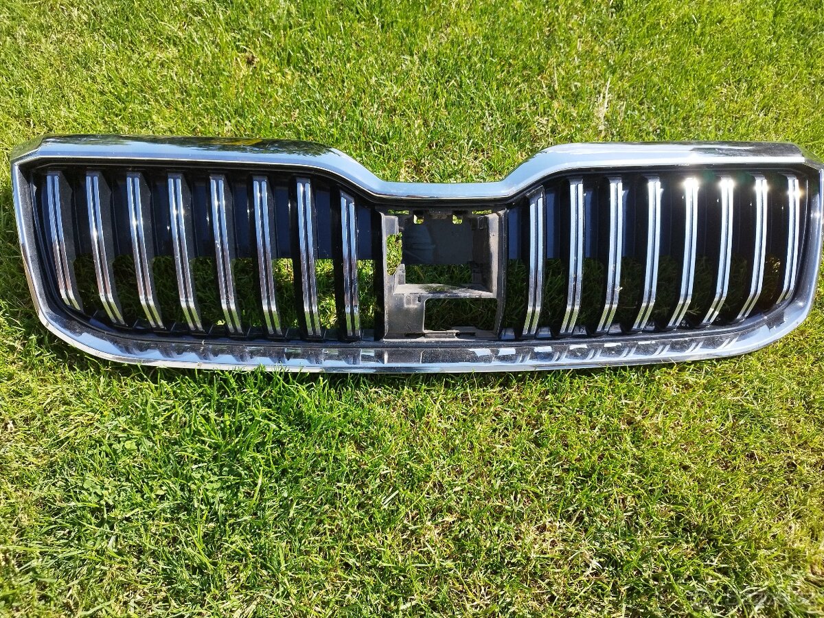 Maska Škoda Superb 3 facelift
