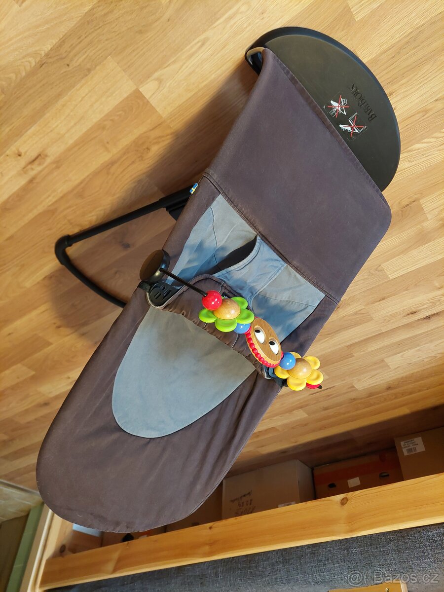 Lehátko - houpátko Babybjorn