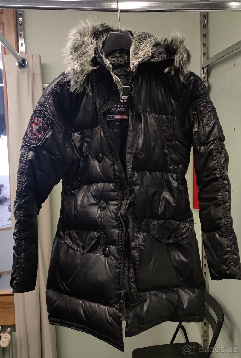 Dámská parka Alpha Industries Puffer N3-B černá
