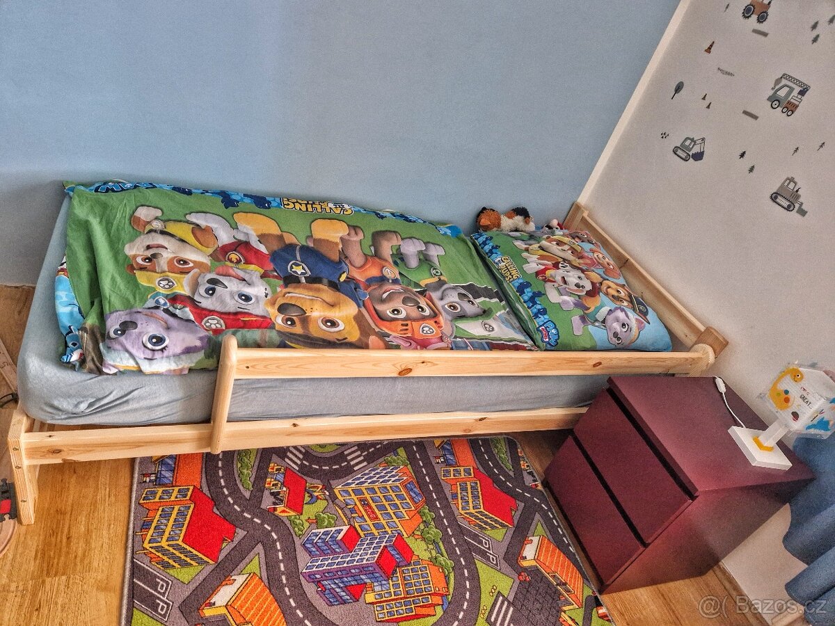 Zábrana na postel z masivu