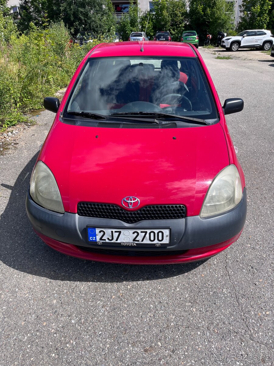 Toyot Yaris