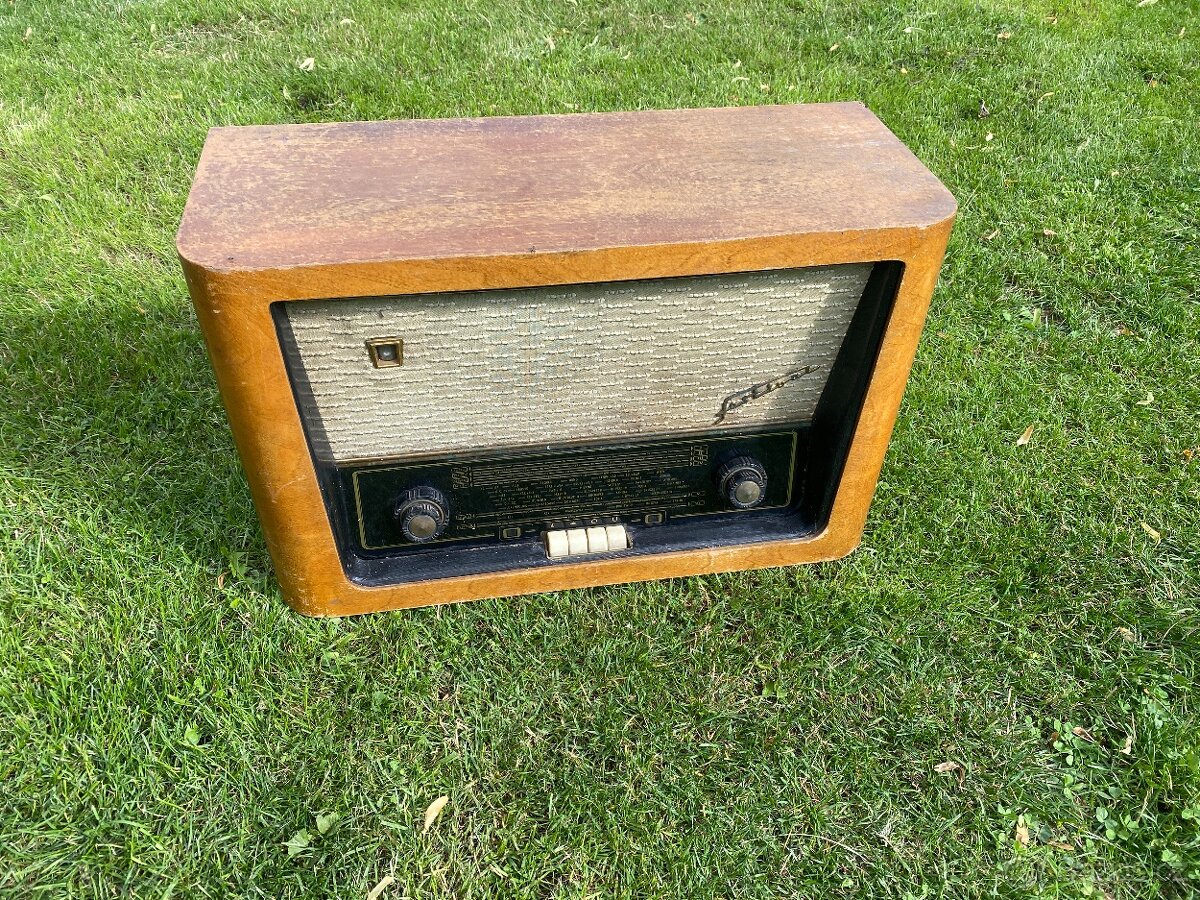 rádio staré rádio tesla retro audio tesla festival