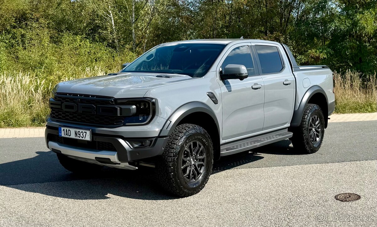 Ford Ranger Raptor 2024 3.0 V6 15tis. Km 1. Majitel ČR