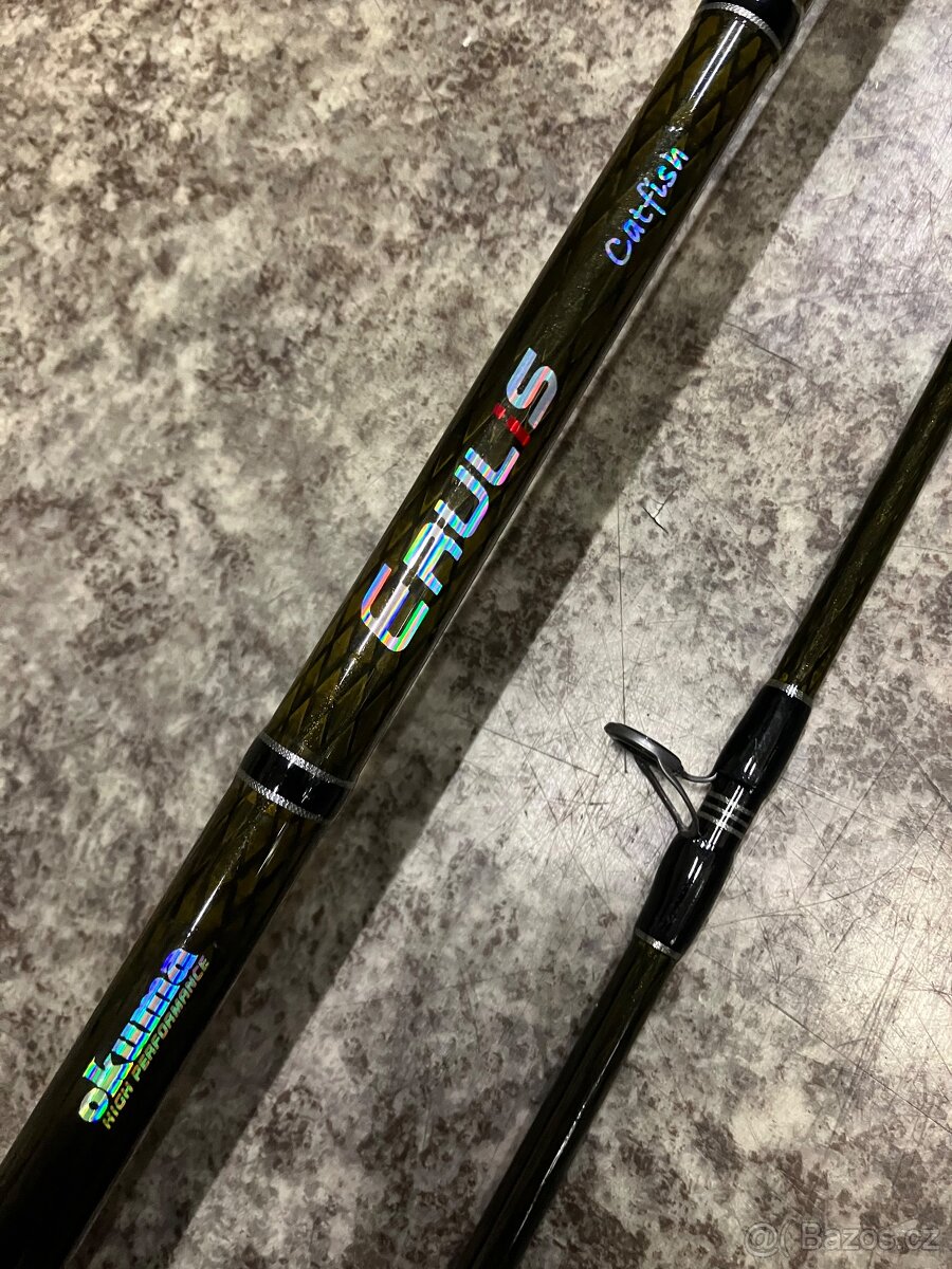 Prut Okuma Erulis Catfish 2,40 m 400 g