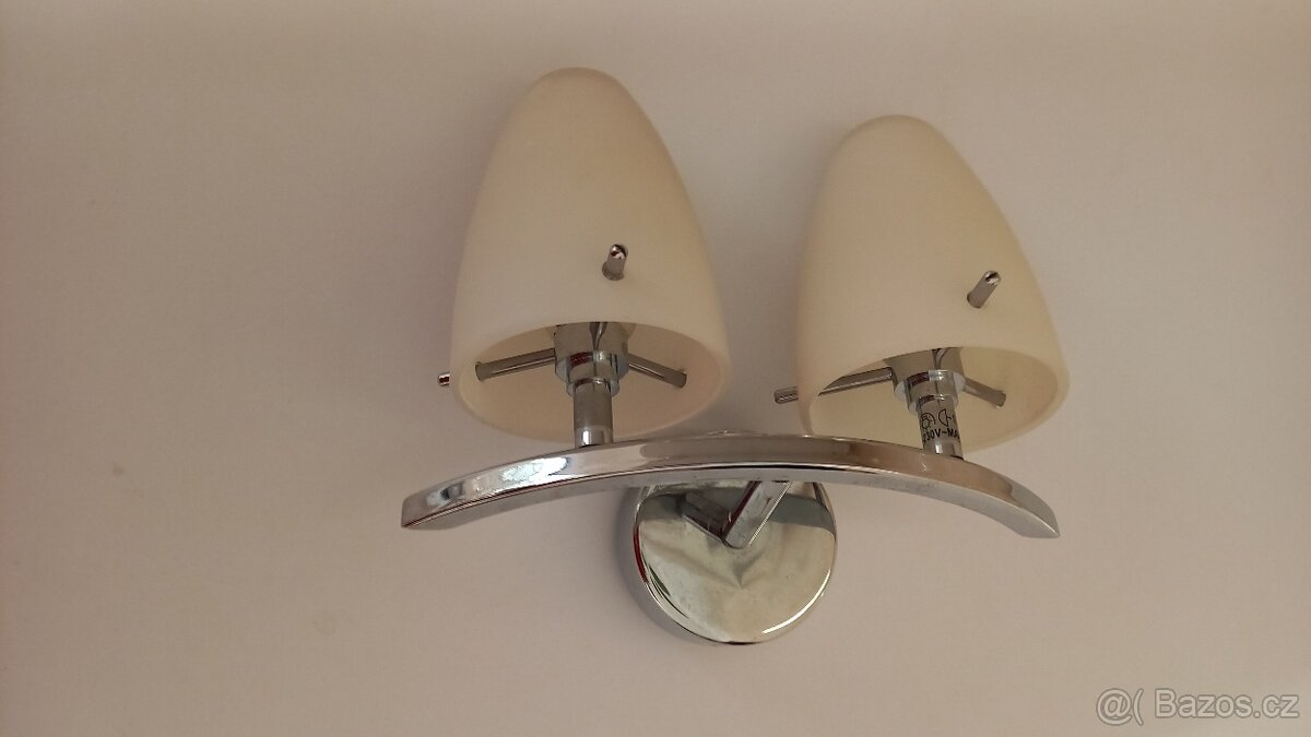 Nástěnná lampička