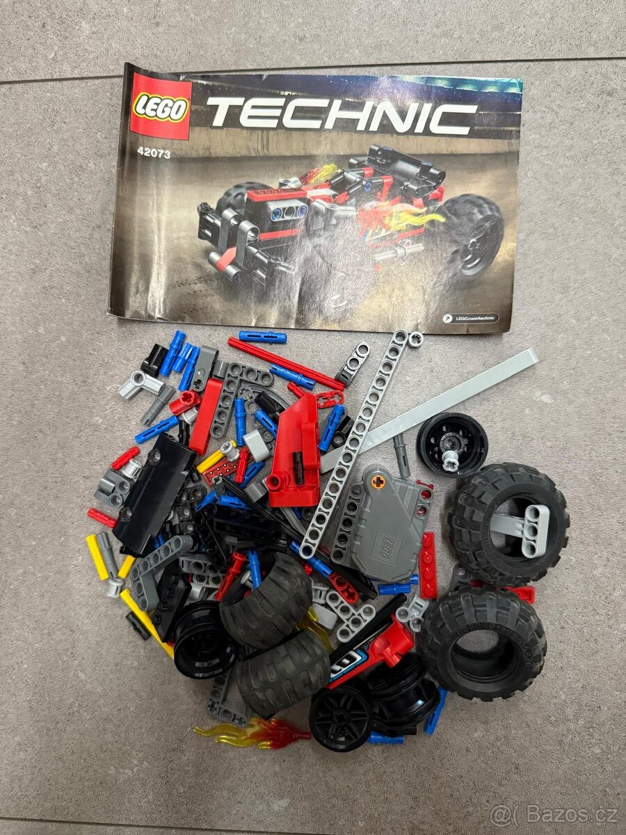 LEGO Technic 42073 Červená bugina