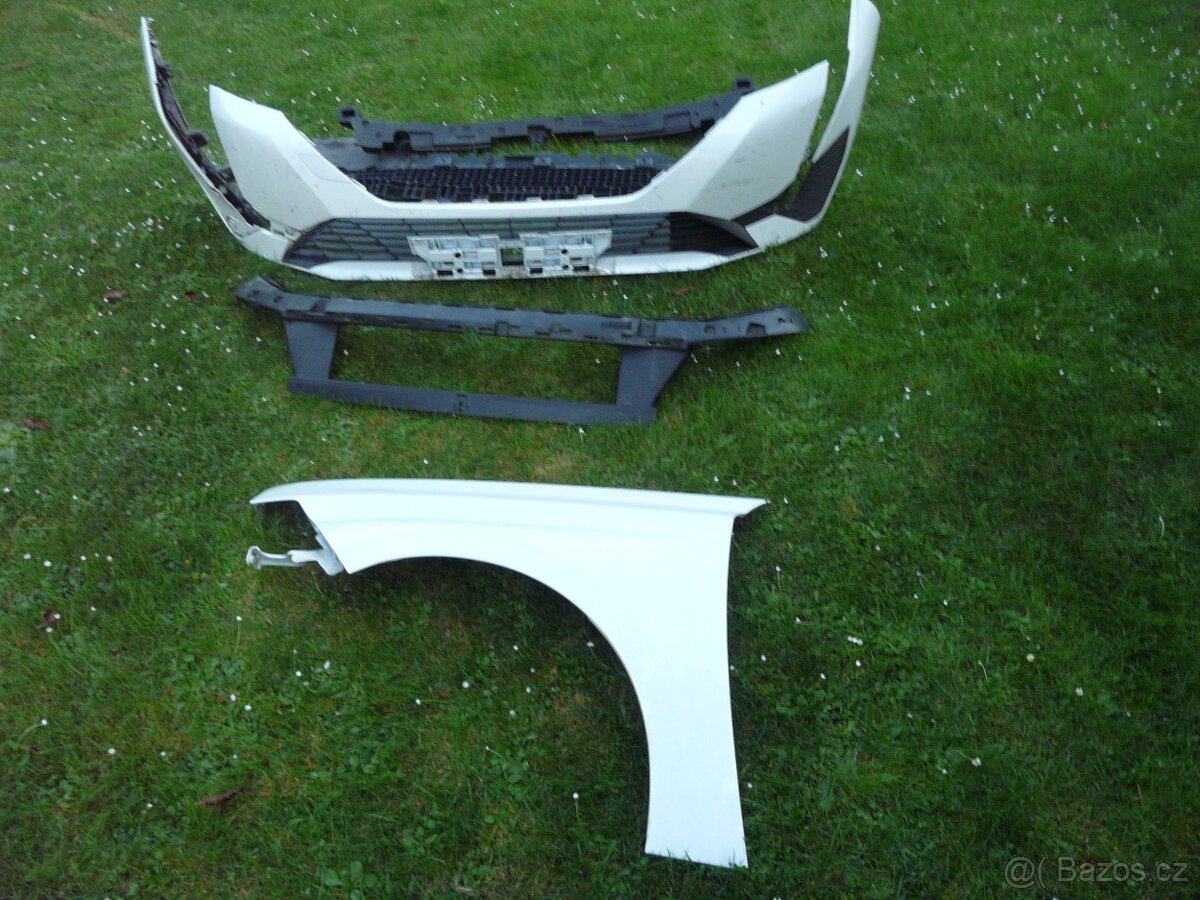 PEUGEOT 308 III PŘEDNÍ NÁRAZNÍK ,BLATNÍK , PLASTY