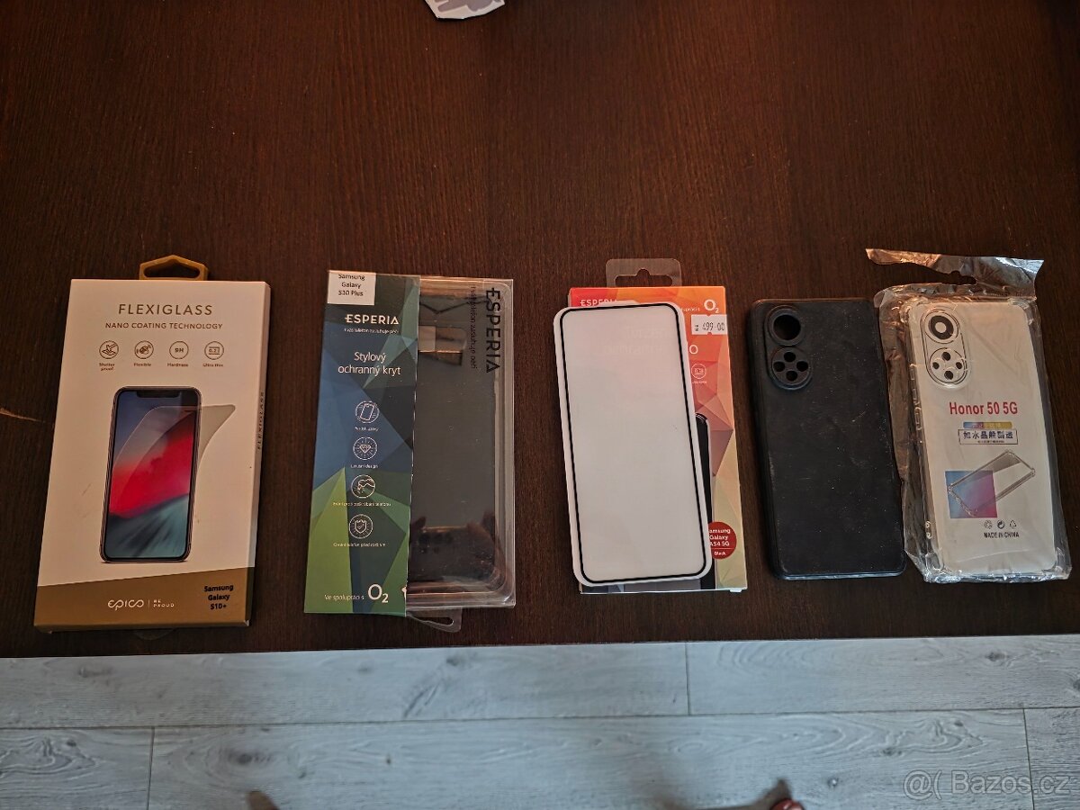 Kryty a tvrzené skla