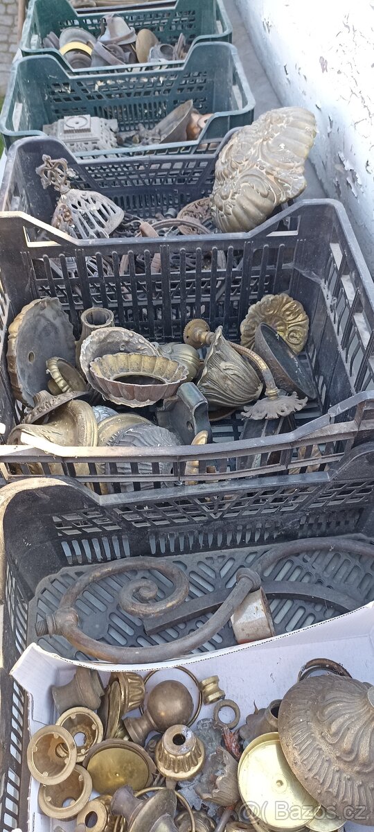 Starožitné mosazné lustry