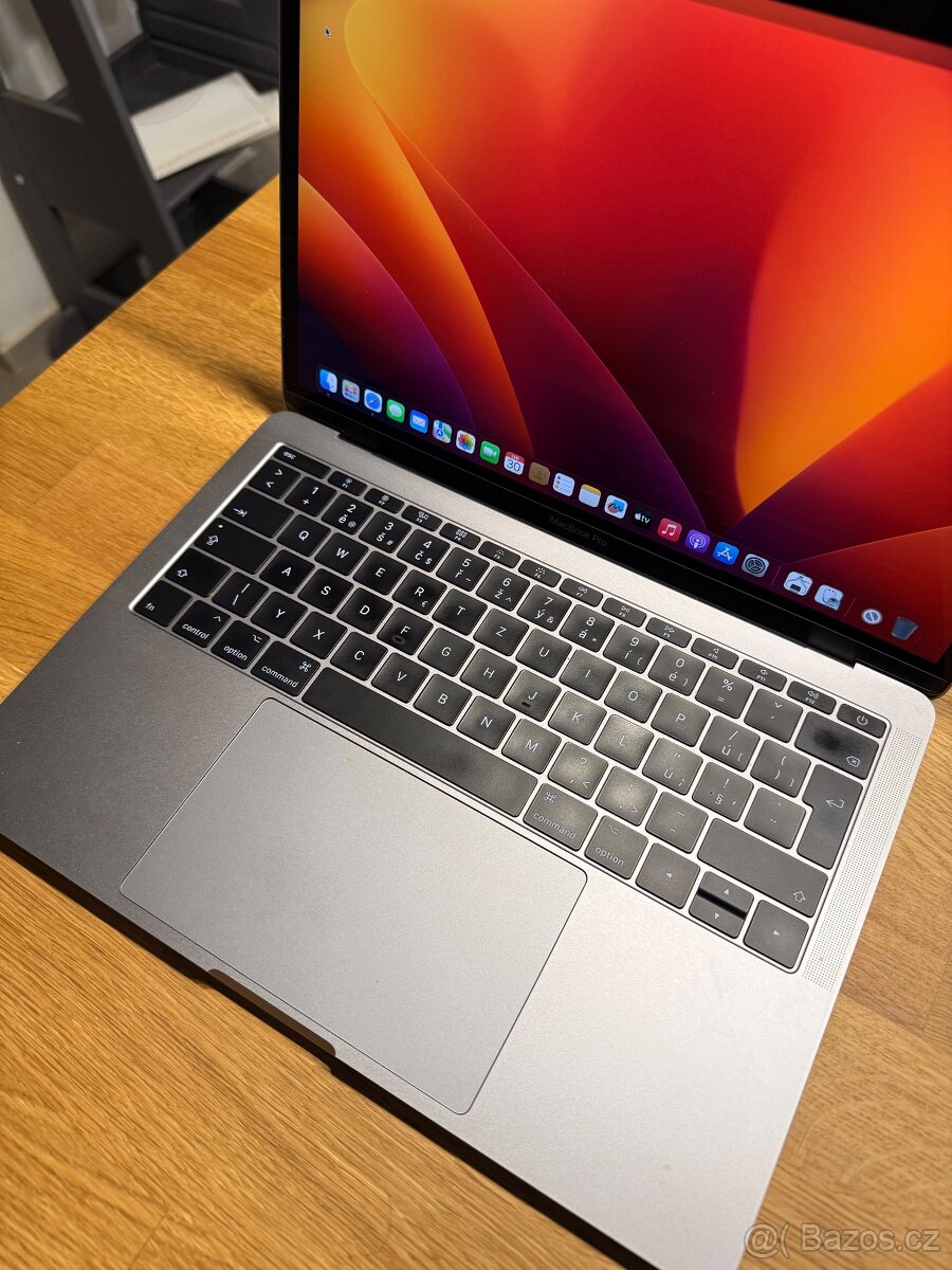 Macbook pro 13” 2017 space gray