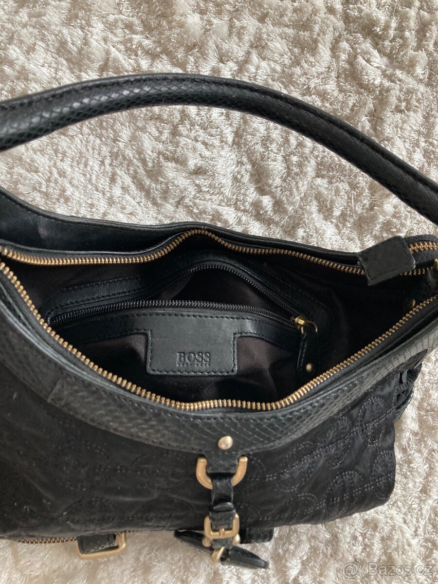 Kabelka HUGO BOSS pc 4200,- Kč -
