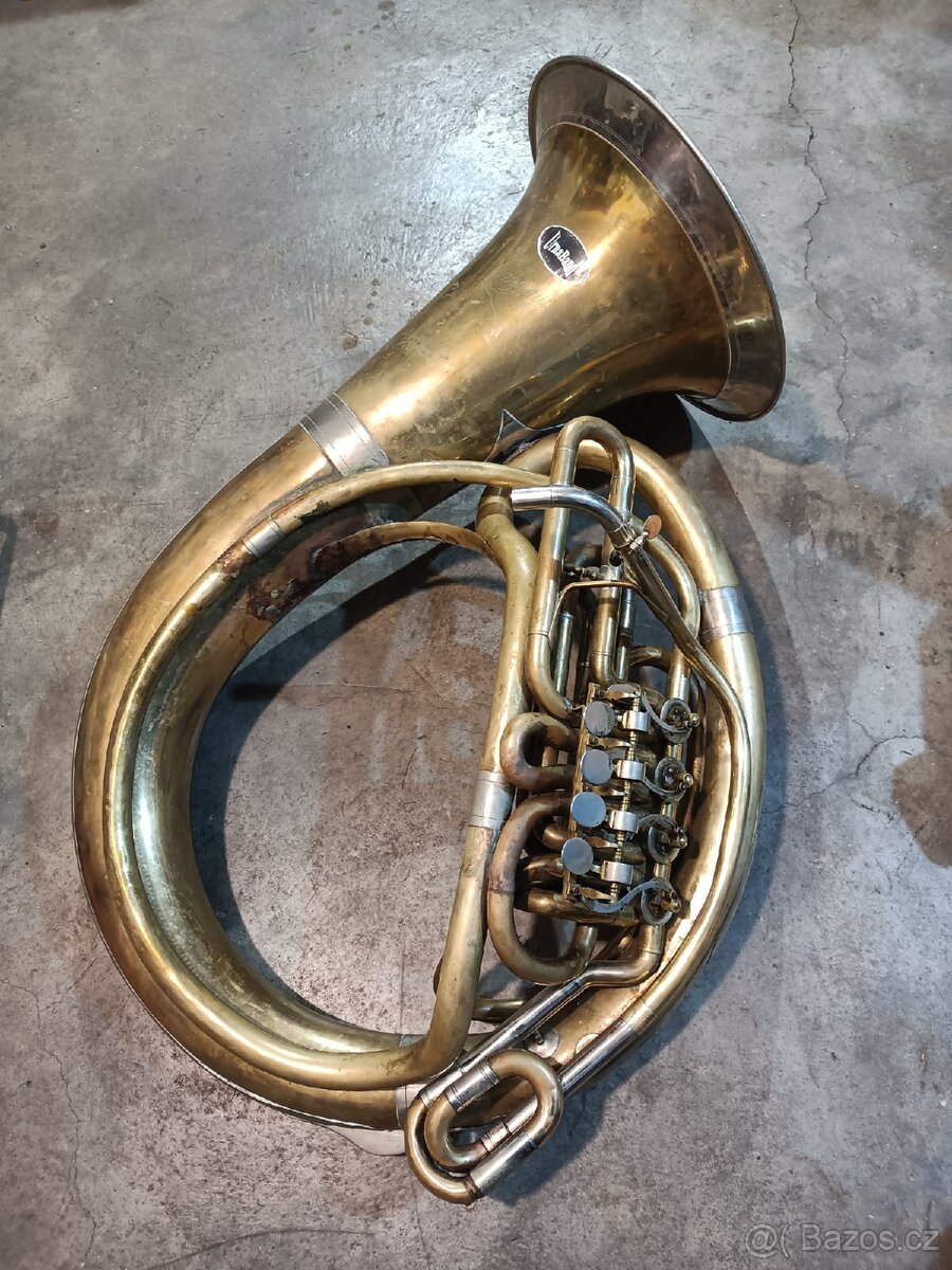 B heligon, tuba