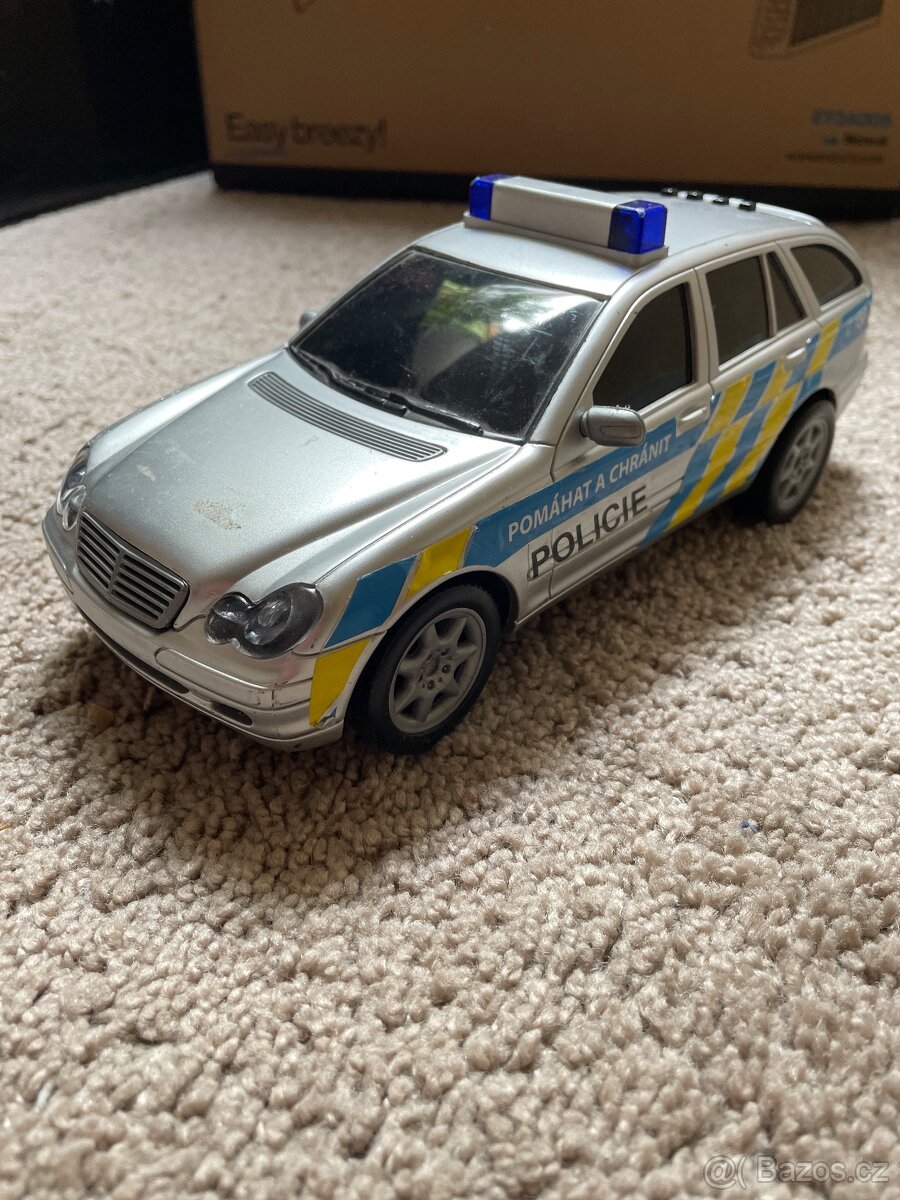 Policejní auto