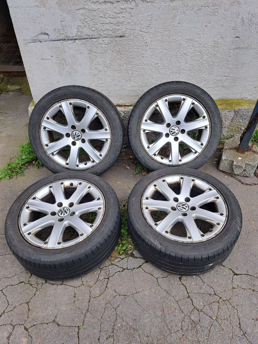 235/45 R17 letní penu + kola