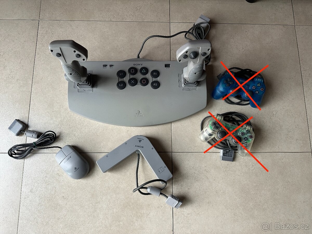 Příslušenství playstation 1 joystick,myš,multitap,ovladače