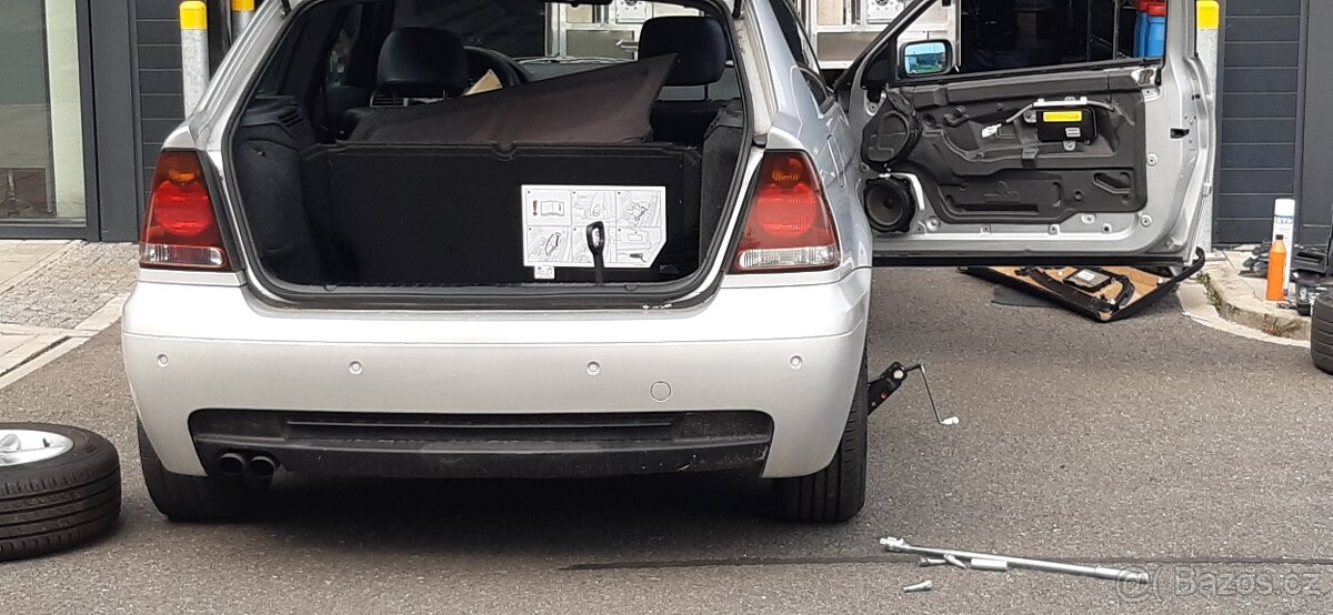 BMW E46 compact zadní světla