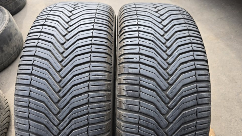 Letní pneu 215/55/17 Michelin