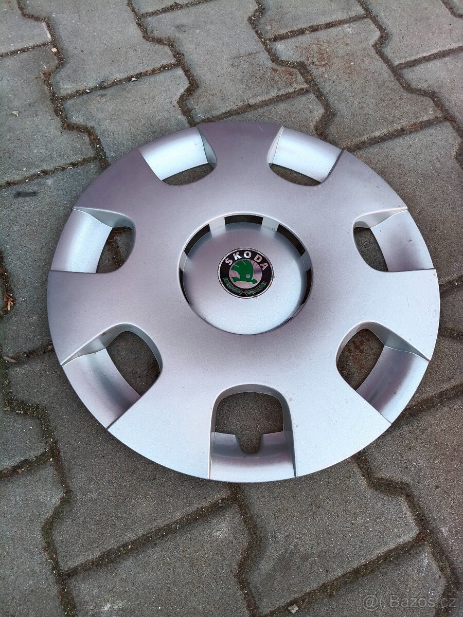 Poklice Škoda Fabia l. 14" Pouze jeden kus