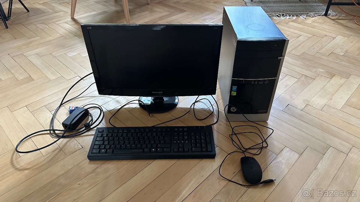 Starsi stolni PC Hewlett Packard