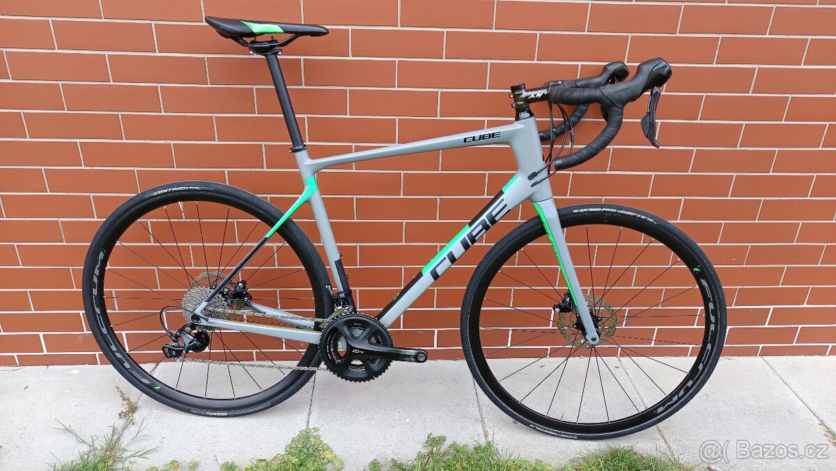 Karbonová silnička CUBE Attain GTC, Shimano 105, vel. 58
