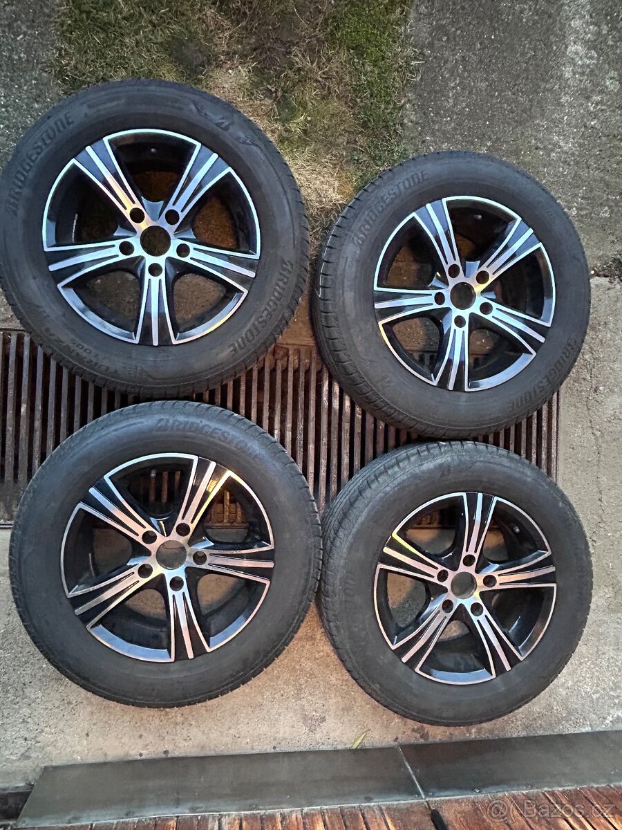 Letni pneu 195/65/15