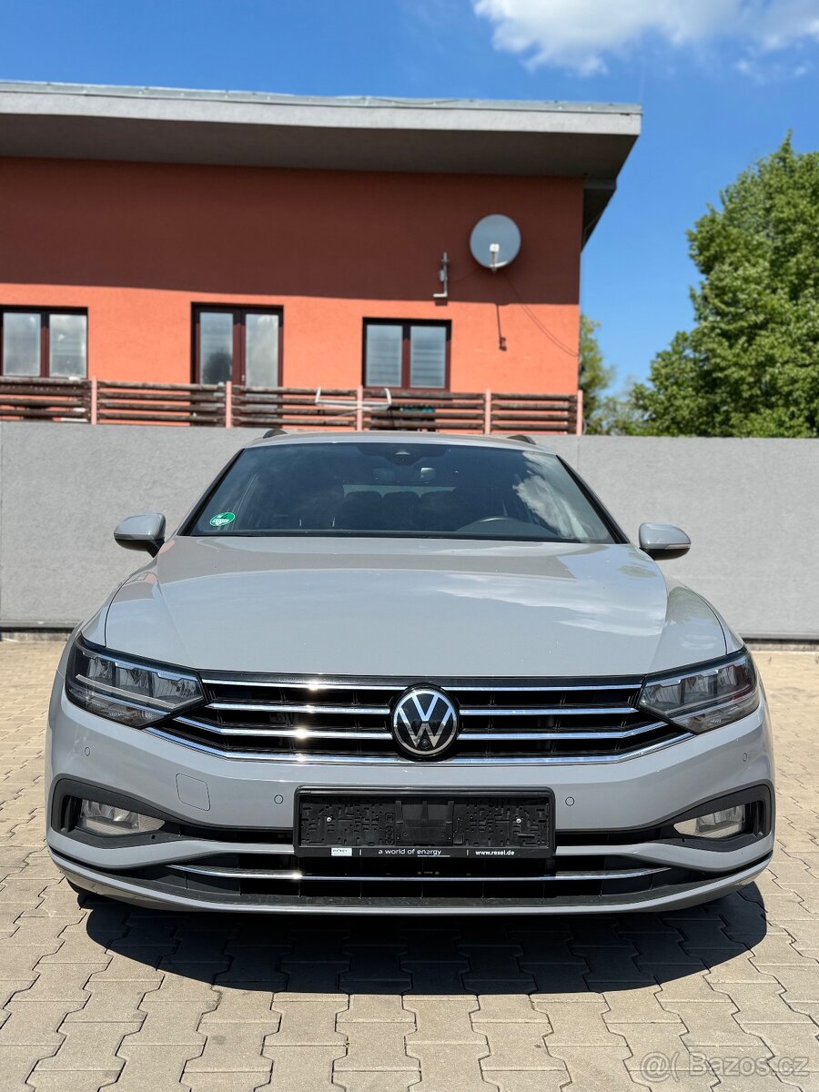 VW Passat