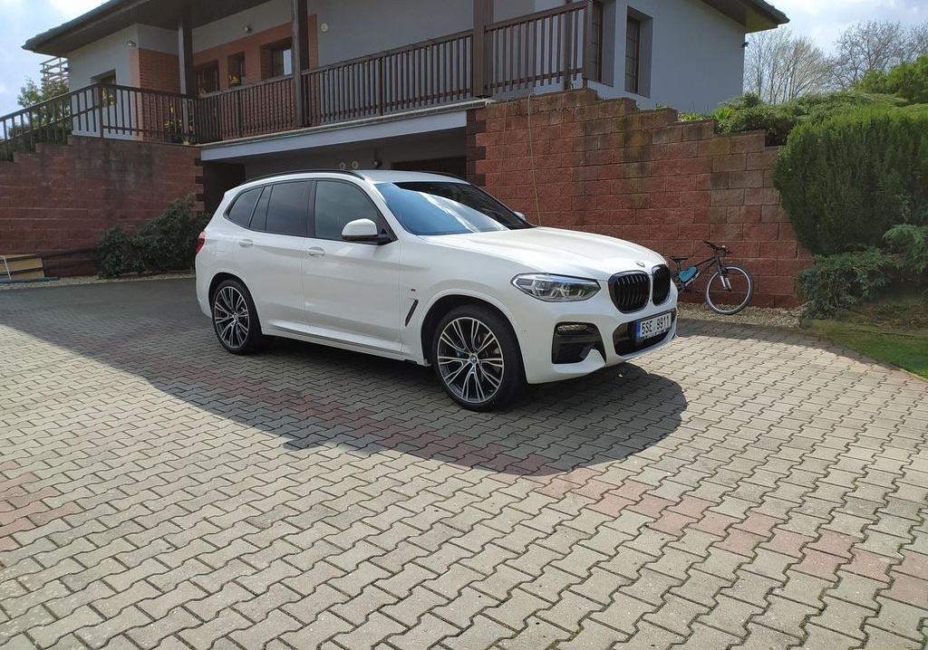 BMW X3, M40i Performance. motor: 2 998 ccm, Benzín; barv
