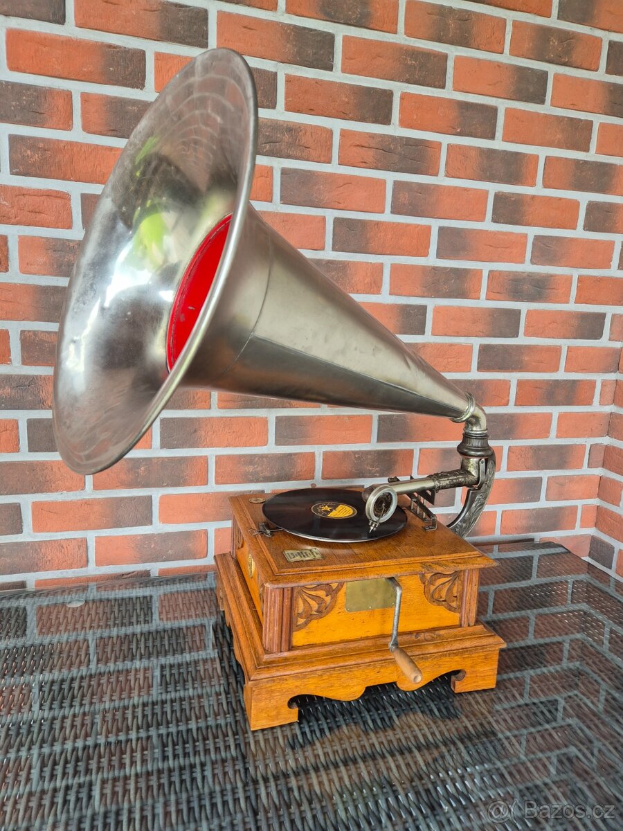Velký gramofon Mammutwerke, Německo, 1916
