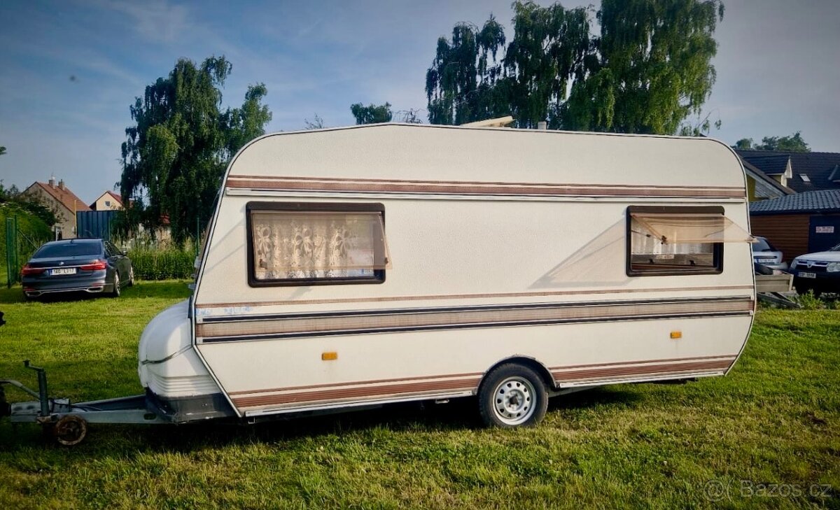 Karavan HOBBY 455 DE LUXE