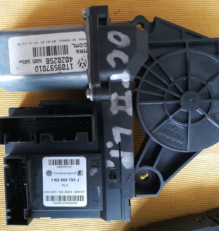 Stahovacka vw, skoda, seat ... ridici jednotka s motorem
