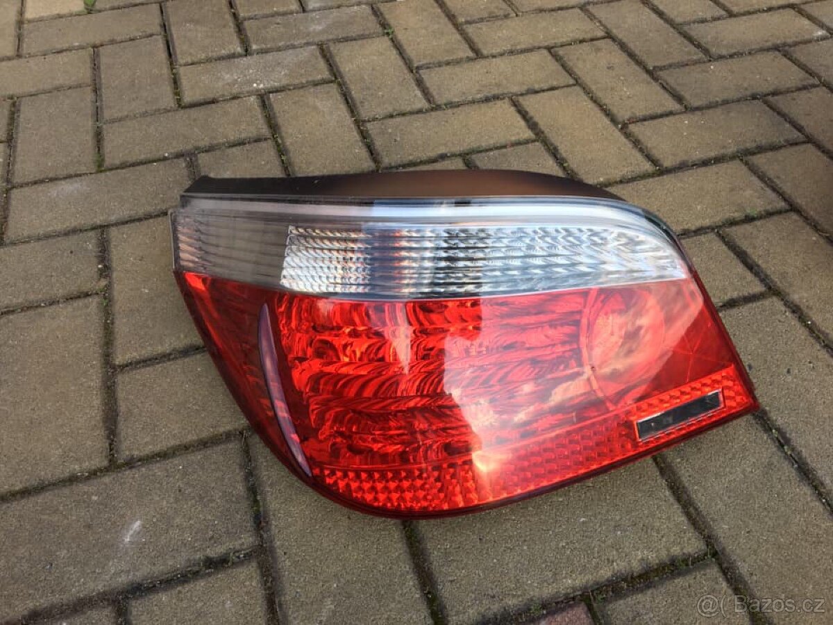 zadní světla BMW e90