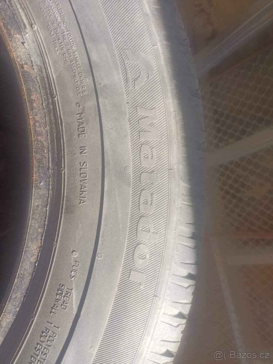 Zimní pneu 195/65/16