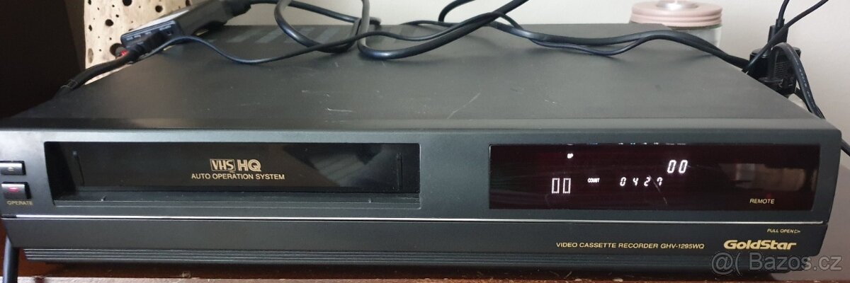 VHS rekordér GoldStar
