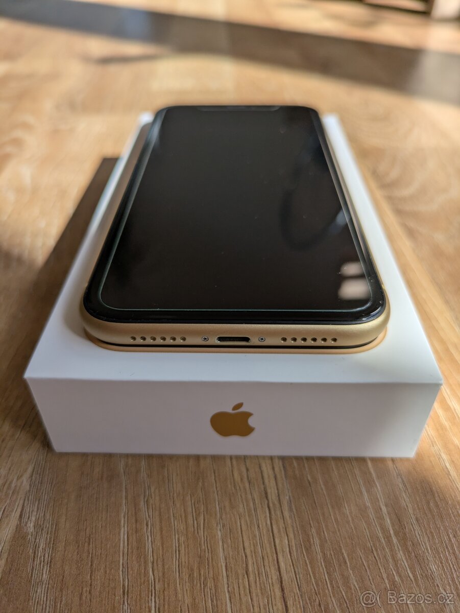 iPhone XR 64gb žlutý