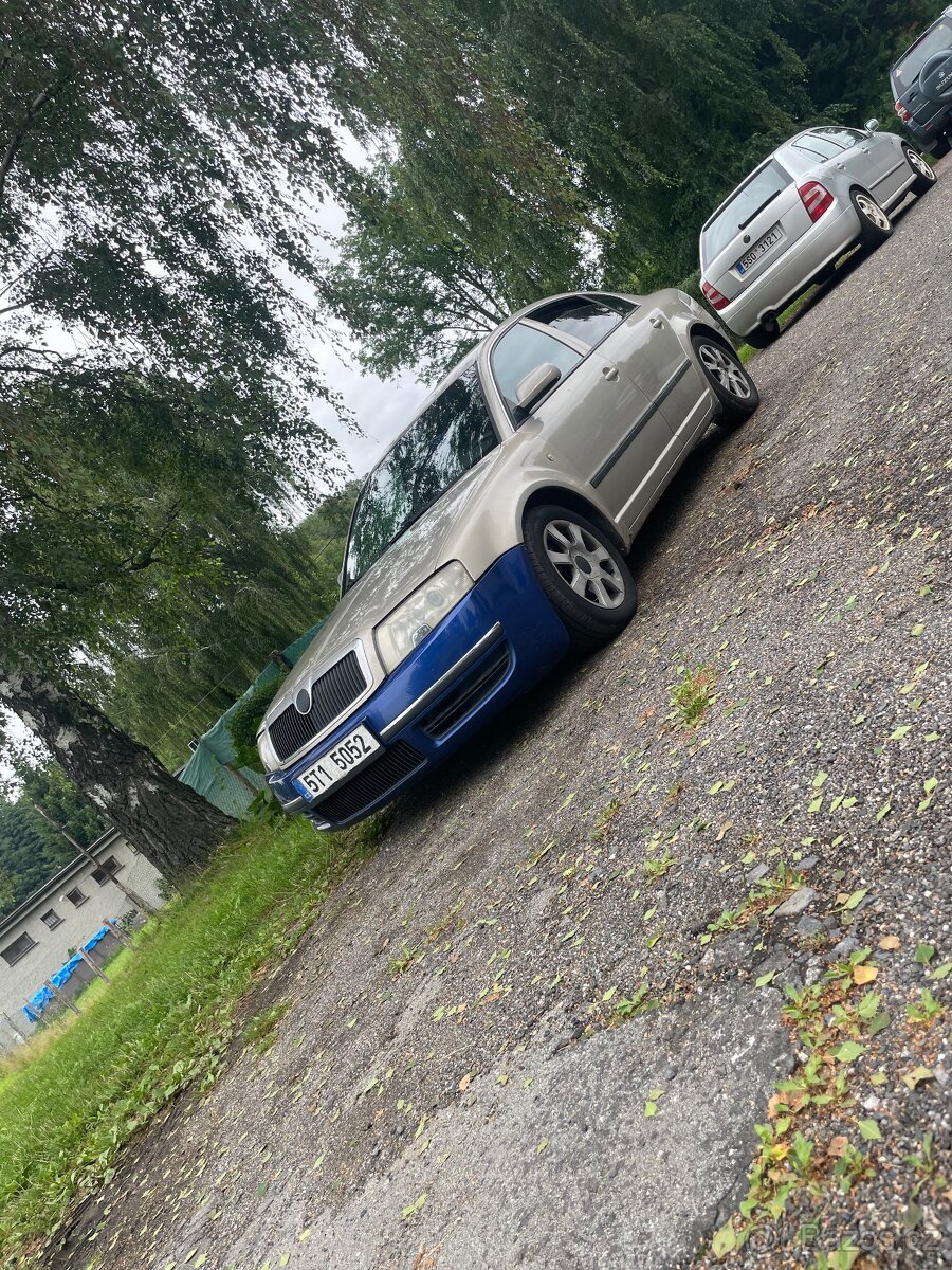 Cenu nabídněte Škoda Superb
