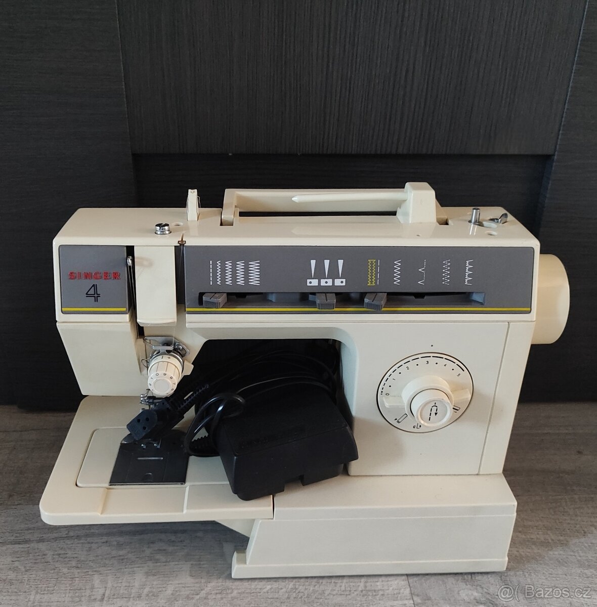 Šicí stroj Singer