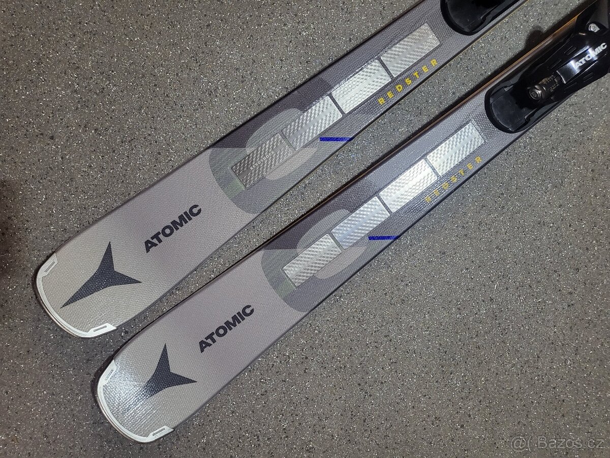 SJEZD.CARV. LYŽE ATOMIC REDSTER Q9 - 152 CM