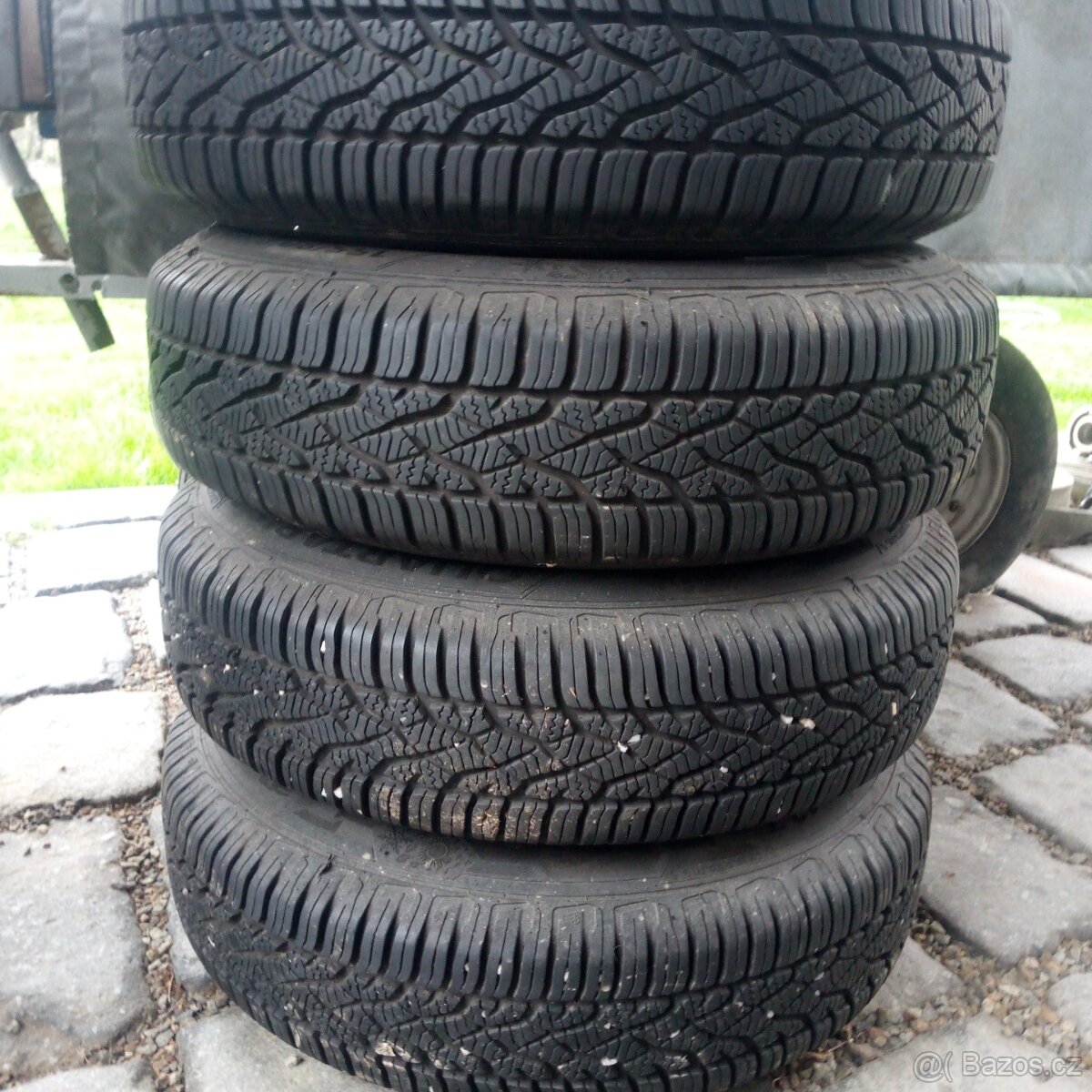 Celoroční pneumatiky