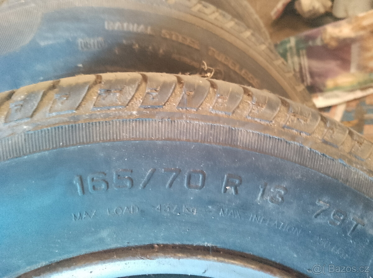 obutá kola na Felicii